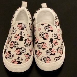 Disney Minnie Mouse slip on sneaker shoes